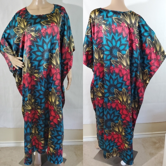 Winlar Dresses & Skirts - VTG WINLAR Multicolored Floral Crewneck Kaftan FS